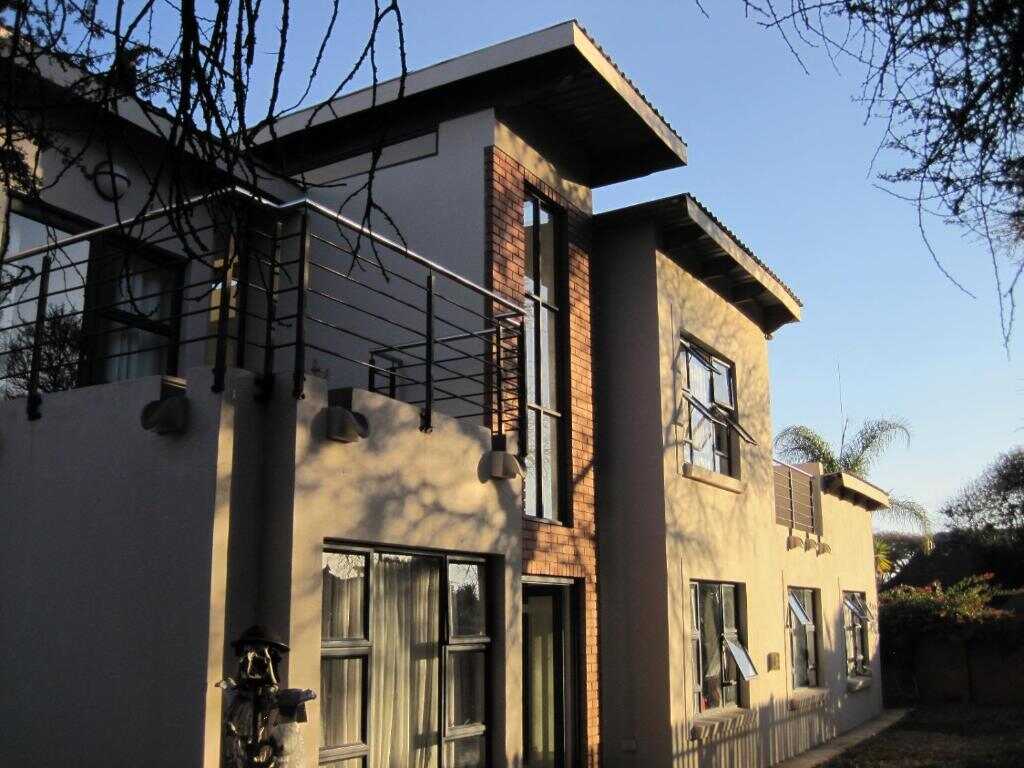 Home @ Harry's guest house exterior in Centurion